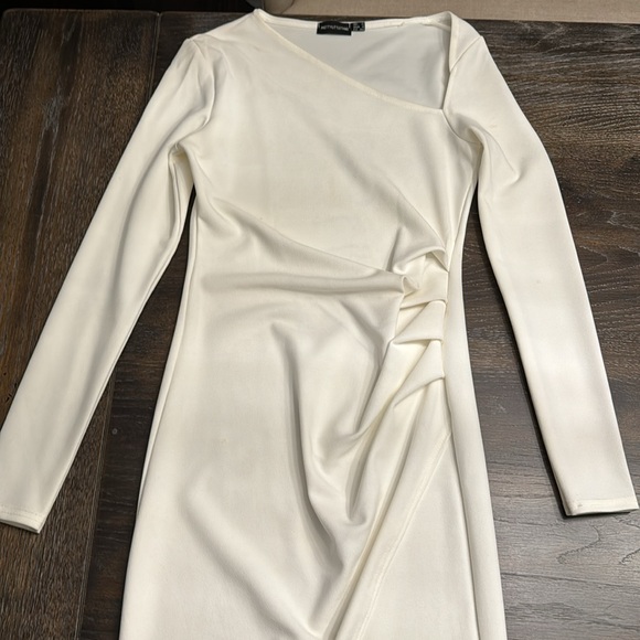 WHITE LONG SLEEVE MIDI DRESS SIZE 4 - Picture 2 of 8